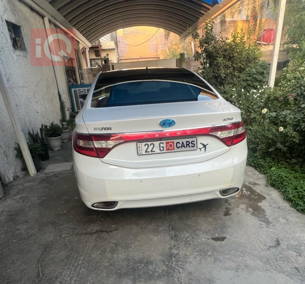 هيونداي أزيرا